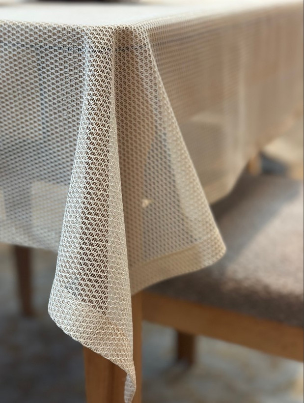 رنگ کرم شاین دار