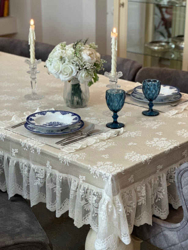 زیربشقابی در دورنگ خاکی و قهوه ای روشن