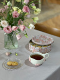 رومیزی خالخالی نواردوزی شده ضدلک